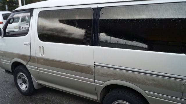 Vancouver Velocity Cars Ltd. #18699 Toyota Hiace Super Custom G 4WD (JDM 3.0 1KZ TURBO Diesel) смотреть онлайн