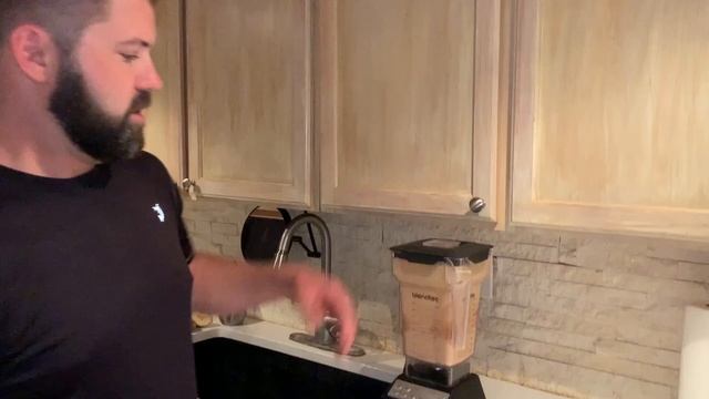 Raw Egg Protein Shake смотреть онлайн