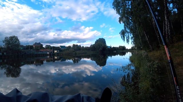 ?СЕКРЕТНЫЙ пруд СНТ-эшников! Ловля ЩУКИ и ОКУНЯ на спиннинг в СЕНТЯБРЕ. ВОБЛЕРЫ и МИКРОДЖИГ осенью! смотреть онлайн