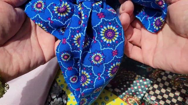 Винтажные и антикварные брошки с блошиного рынка на французских платочках. Сам себе стилист. часть смотреть онлайн