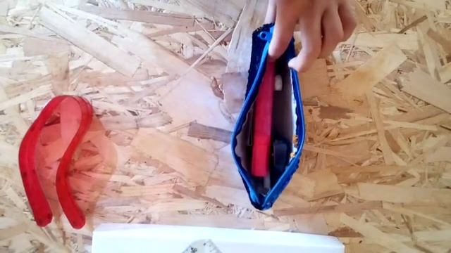 Собираюсь в школу пеналы и портфель?? смотреть онлайн