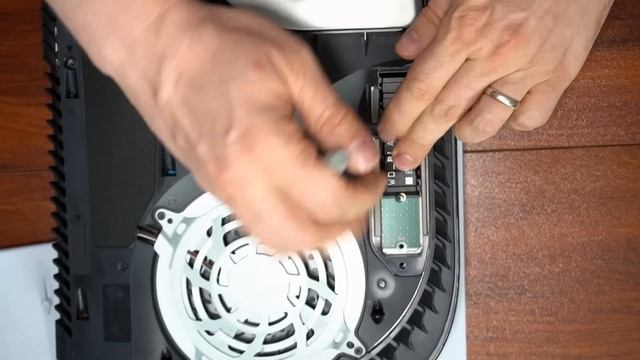 How to Upgrade Your PS5 SSD (With & Without Heatsink) смотреть онлайн