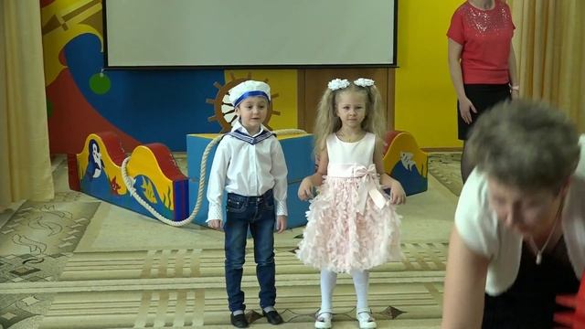 Утренник 8 марта в детском саду Бусинка, группа РАДУГА, Новосибирск смотреть онлайн