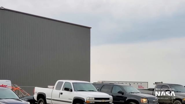 SpaceX Boca Chica - Tests waits on Weather - Facility Drive Past смотреть онлайн