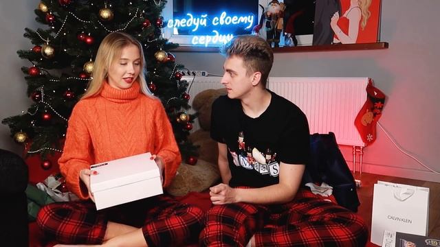 СДЕЛАЛ ПРЕДЛОЖЕНИЕ? ? || НОВОГОДНИЙ ОБМЕН ПОДАРКАМИ ? смотреть онлайн