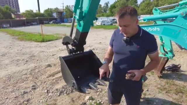 Замена коронок (зубов) на ковше мини экскаватора смотреть онлайн