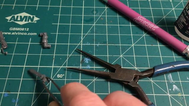 Kitbashing Deathwatch Arms for Vanguard Veterans - Warhammer 40K Kill Team смотреть онлайн
