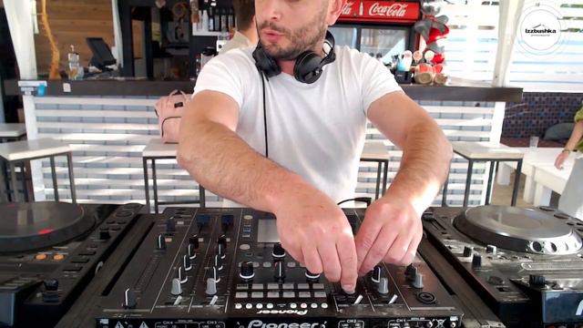 KRATZ DAY SESSION IZZBUSHKA BAR 2022 смотреть онлайн