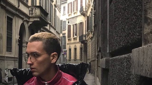 LIL KRYSTALLL УДАЛИЛ АЛЬБОМ И ОТПИСАЛСЯ ОТ РНБ КЛУБА (И СНОВА ПОДПИСАЛСЯ)