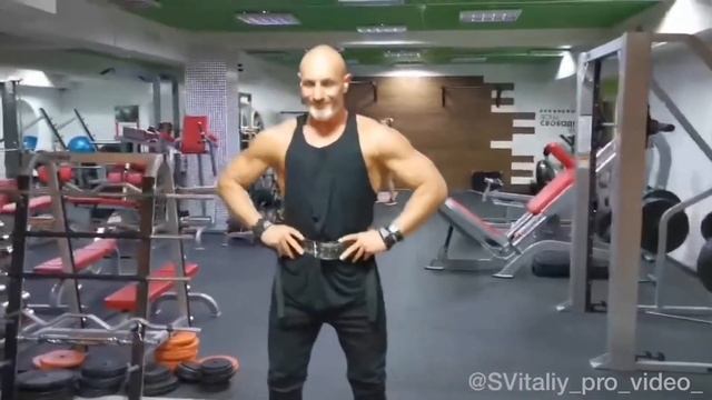 Пока все находятся в прострации... смотреть онлайн