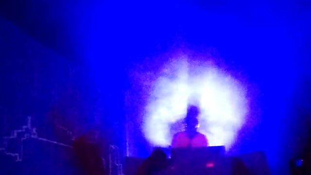 Kavinsky - Nightcall (live At Koko)