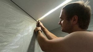 Как сделать стык световой линии с EUROKRAAB при монтаже натяжного потолка