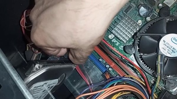 (solved) reboot and select proper boot device error or insart book in selected boot device