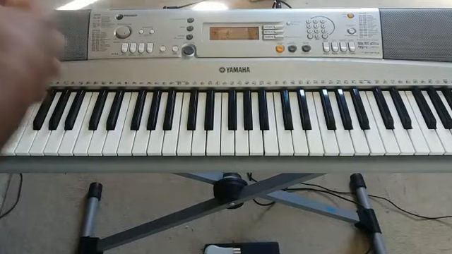REVIEW DO TECLADO YAMAHA PSR E303 (DEMONSTRAÇÃO DO TECLADO PSR E303 PARA VENDA) смотреть онлайн