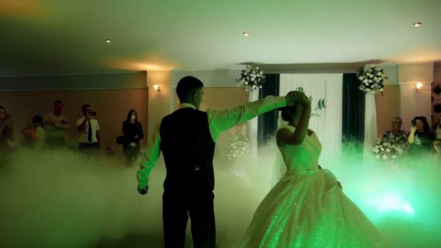 Ukrainian wedding - українське весілля - танець наречених 18 09 2021 смотреть онлайн