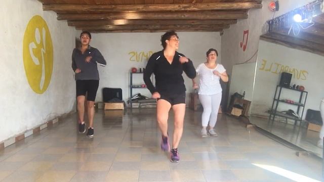 ZUMBA PAWIIS-THE PUSSYCAT DOLL-SWAY? смотреть онлайн