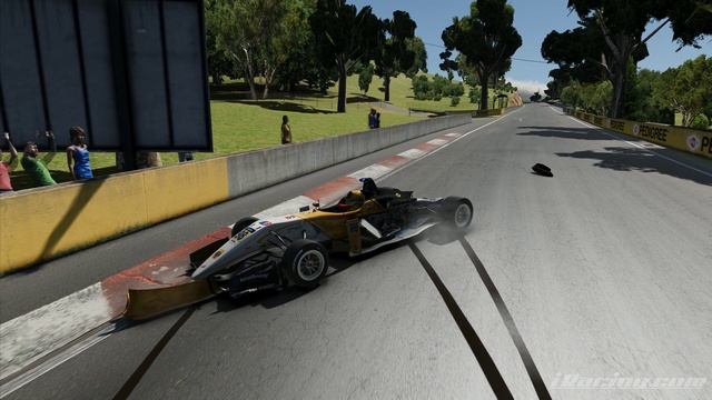 iRacing, Ghost crash bug смотреть онлайн