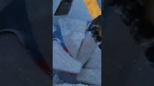 Нашли монстра подо льдом! Кто это такой?