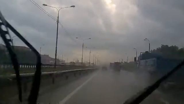 Ливень по дороге на дачу 11 07 13 смотреть онлайн