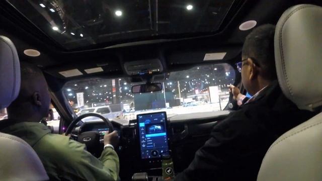 Ford (Bronco, Maverick, Mustang, Lightning) - Chicago Auto Show 2023 смотреть онлайн