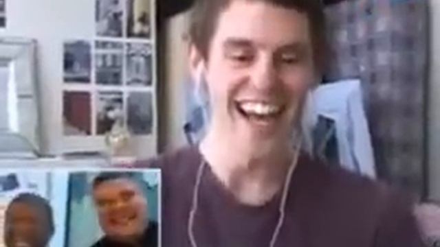 Сонин инээдэг хүмүүс смотреть онлайн