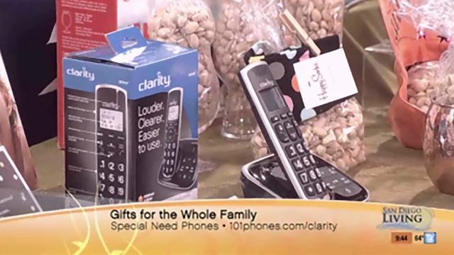 101Phones Clarity BT-914 Amplified Bluetooth Phone Review on San Diego Living смотреть онлайн