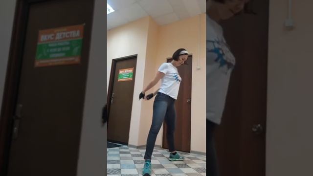 Кроссфит и разминка со скакалкой смотреть онлайн