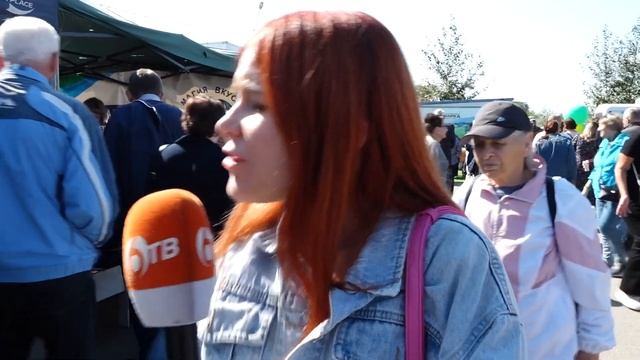 Фермеры Хабаровского края устроили праздник урожая на парковке арены Ерофей смотреть онлайн