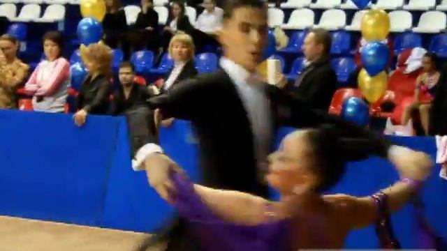 Венский вальс на колясках смотреть онлайн