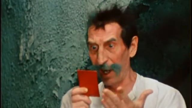 12 стульев Дворник+Эмигрант+Натуральный цвет смотреть онлайн