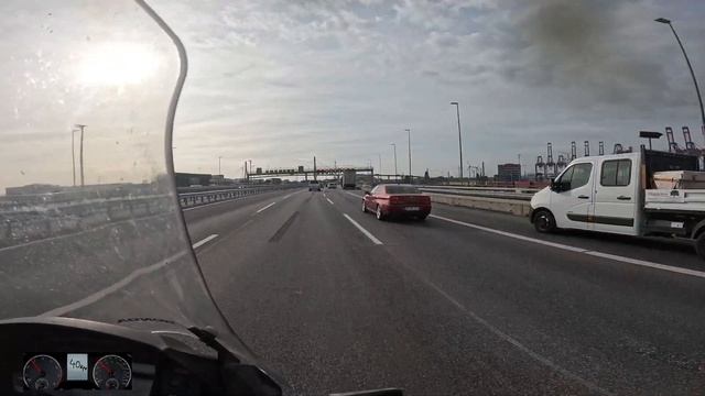 Motorbike POV - Skipping Hamburg