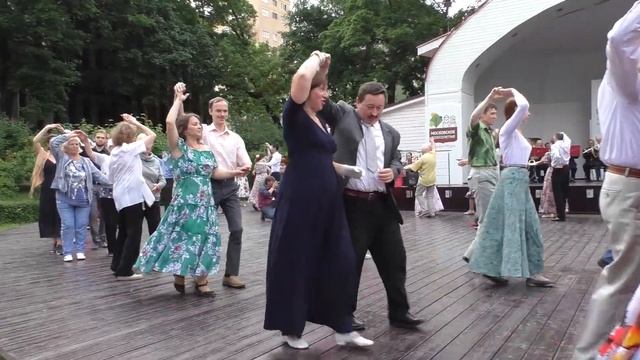 Москва танцы в парке Эрмитаж 15 06 2019 смотреть онлайн