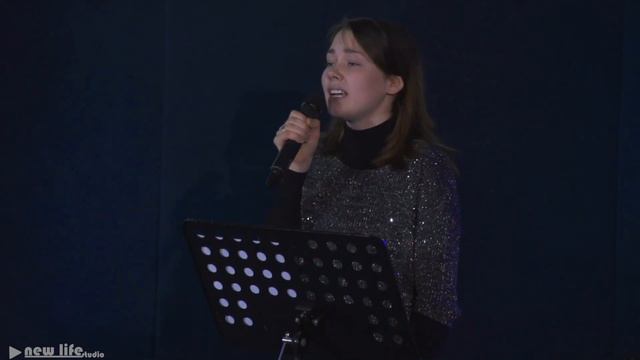 Я не хочу прожить, в Христа играя | Лиза Маноли смотреть онлайн