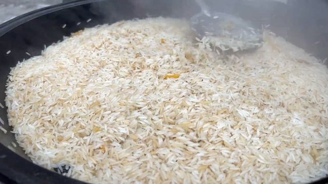 ￼КАК ОСТАНОВИТЬСЯ , КОГДА МЯСО ТАКОЕ ВКУСНОЕ ! АНДИЖАНСКИЙ ПЛОВ #рецепт #мясо #плов смотреть онлайн