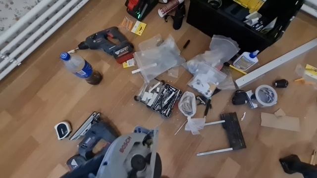 БУДНИ СБОРЩИКА МЕБЕЛИ /1 смотреть онлайн