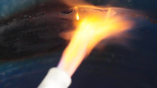 Удаление старой краски газовой горелкой смотреть онлайн