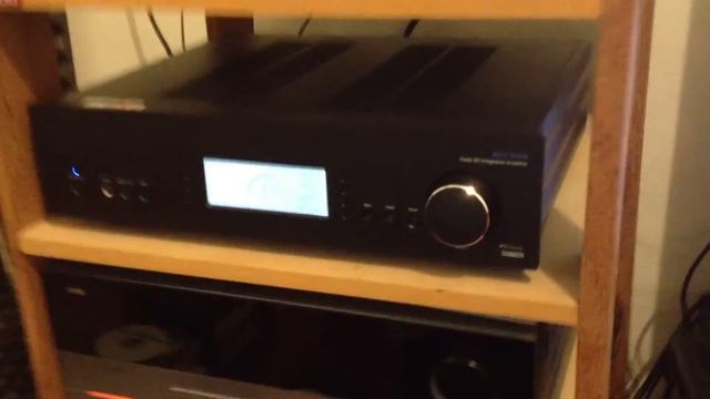 Cambridge Azur 840A Playing Oppo SACD Acoustic смотреть онлайн