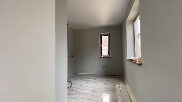 Новый уютный коттедж с тремя спальнями