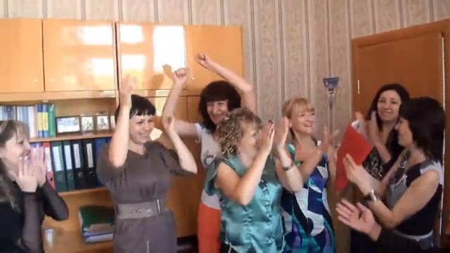 Подарок родителей 11 классу Краматорской ОШ №2 смотреть онлайн