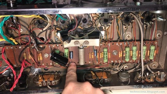 Rare Ampeg Portaflex B-15-N Bass Amplifier - Major Repair [2/3] смотреть онлайн