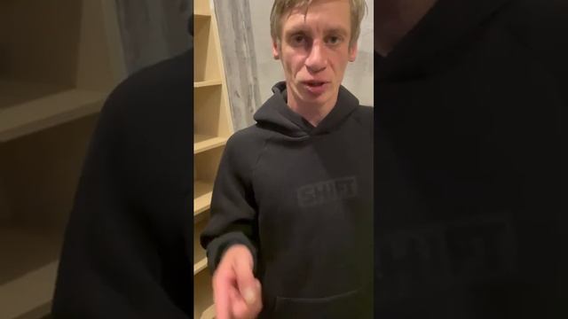 Зипуля про свой первый раз смотреть онлайн
