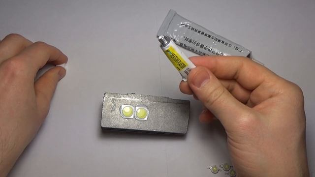 Теплопроводный клей герметик Heatsink Plaster STARS-922 vs термостойкий силиконовый герметик 704 смотреть онлайн