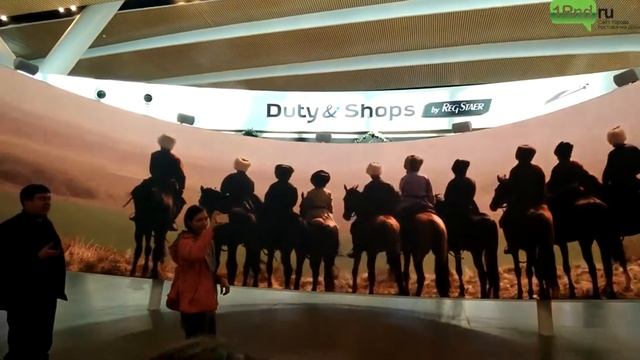 Ростов на Дону: Инсталляция “Вольный юг“ в аэропорту “Платов“. смотреть онлайн