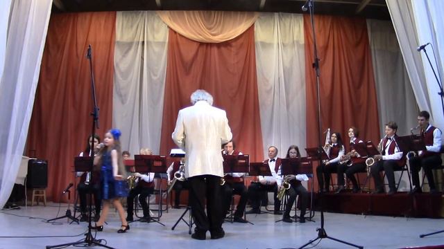 Милана Бубнова-Буги-вуги осминог. В сопровождении духовного оркестра. смотреть онлайн