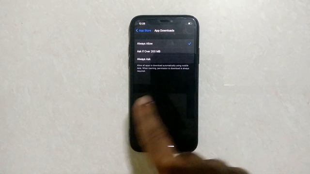 How To Enable Automatic Download On Mobile Data Without Limit In Iphone X смотреть онлайн