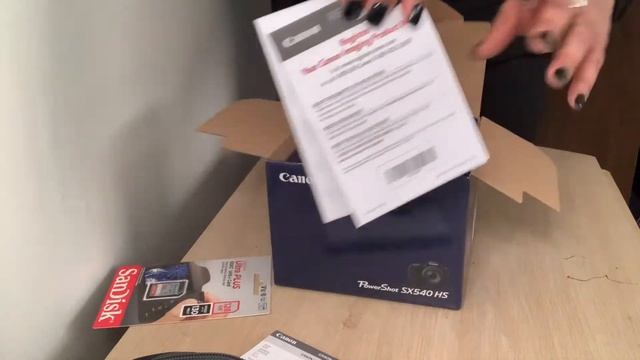 UNBOXING THE CANON POWERSHOT SX540HS| MY FIRST CAMERA + ACCESSORIES смотреть онлайн