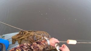 РЫБАЛКА СЕТЯМИ ПОЗДНЕЙ ОСЕНЬЮ / ПРОМЫСЛОВАЯ РЫБАЛКА НА КРАЮ ЗЕМЛИ / FISHING WITH NETS