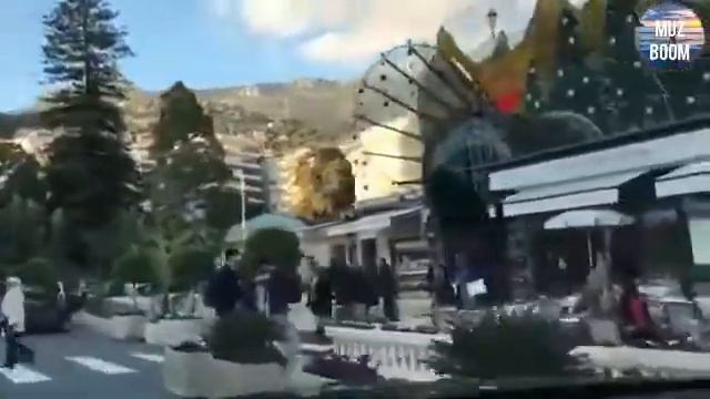 На mercedes-bens стелет ровно смотреть онлайн