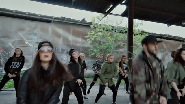 Next Dance Studio смотреть онлайн