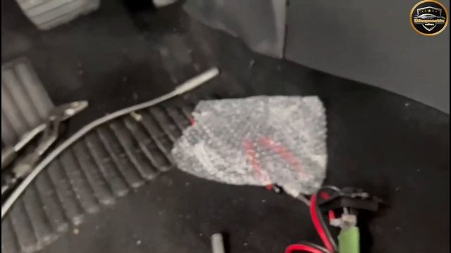 comment changer resistance de ventilation chauffage clio 3 de la manière la plus simple смотреть онлайн